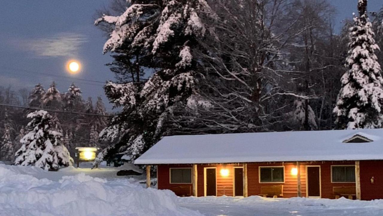 North Creek Lodge At Gore Mountain Bakers Mills Exteriör bild